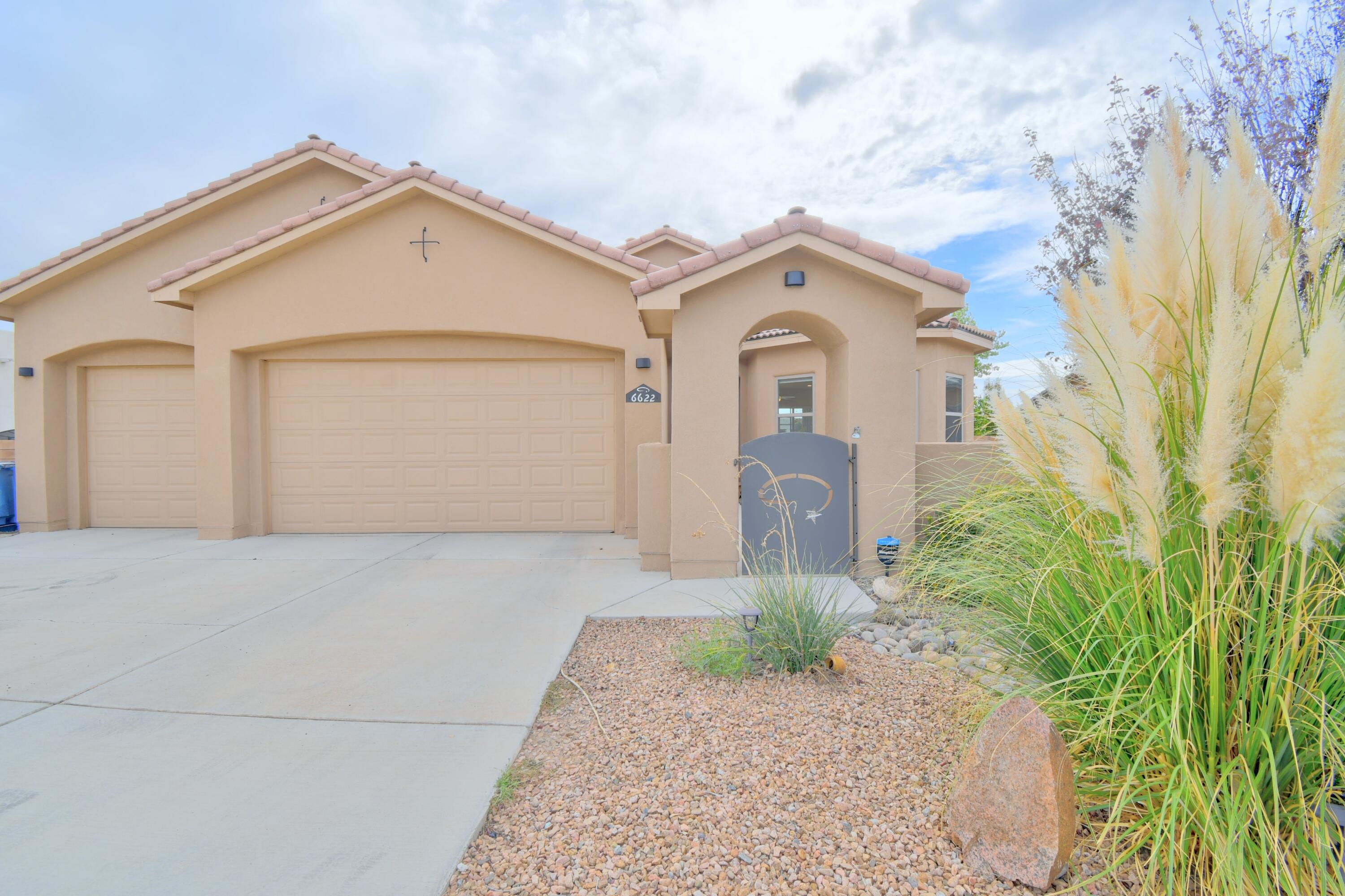 6622 Kimmick Drive, Albuquerque, New Mexico image 1