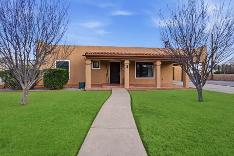 Photo of 2425 Calle De Santiago, NM 88005 (MLS # 1098761)