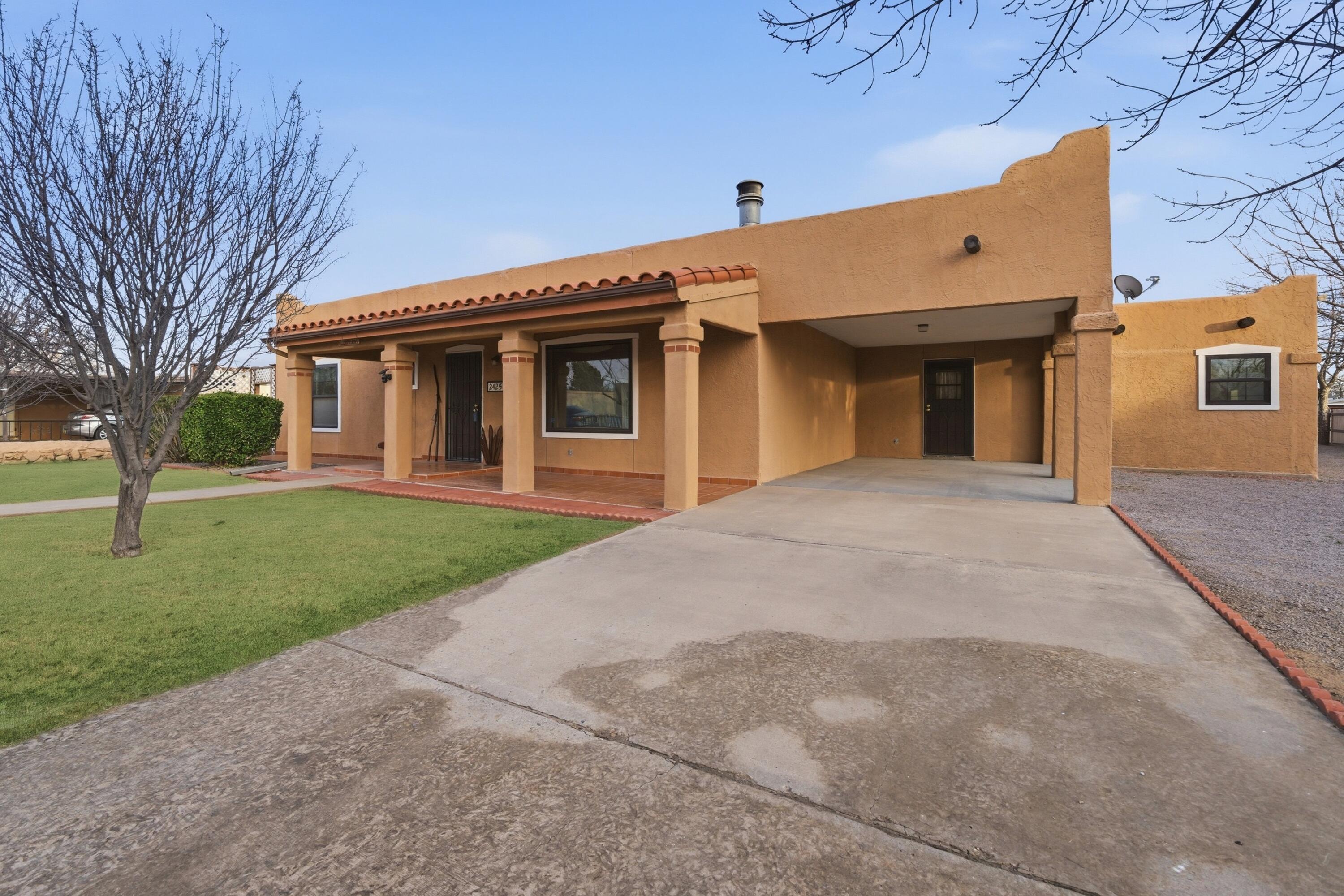 2425 Calle De Santiago