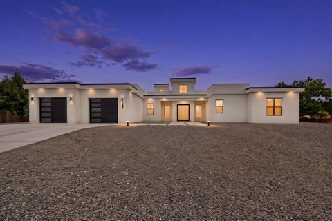 Homes For Sale - 1367 Rivas Road<br/> Los Lunas, NM 87031