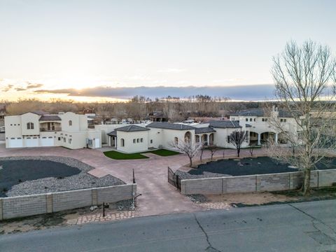 800 Salida Sandia SW Albuquerque NM 87105