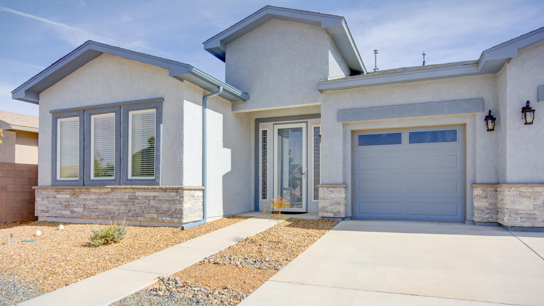 460 Rio Chama Circle SW