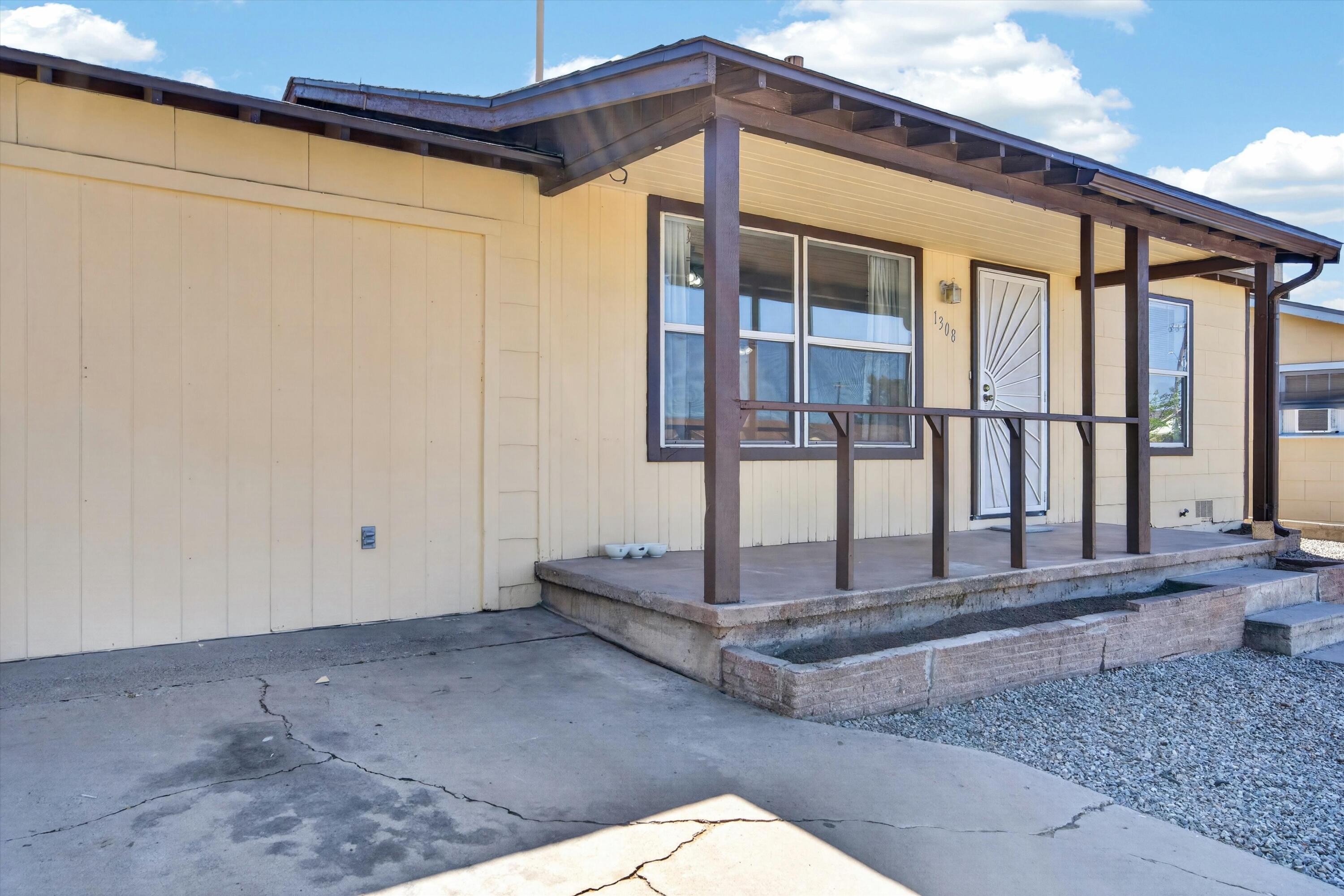 1308 Wilmoore Drive SE