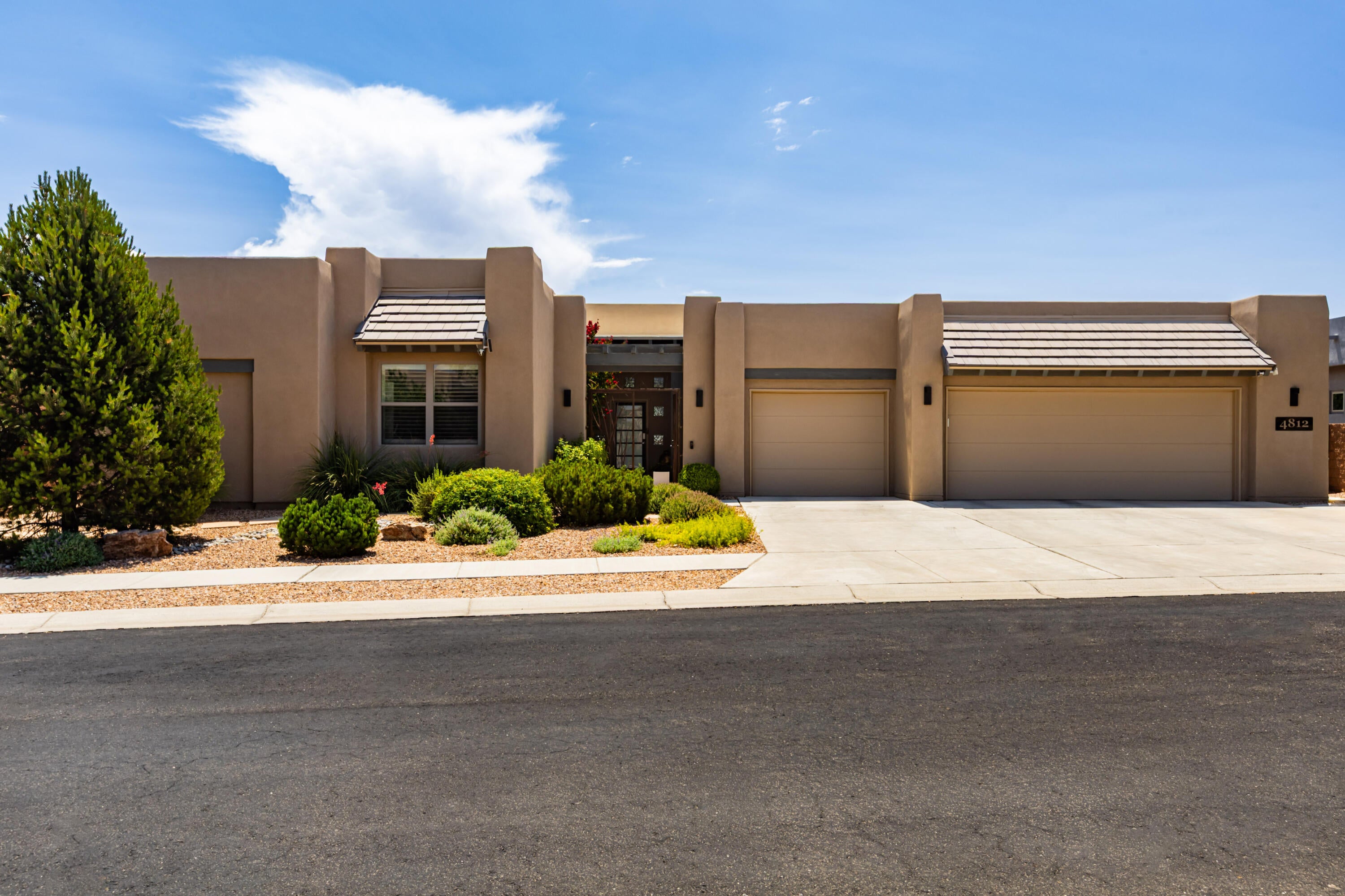 4812 Valle Santo Trail NW