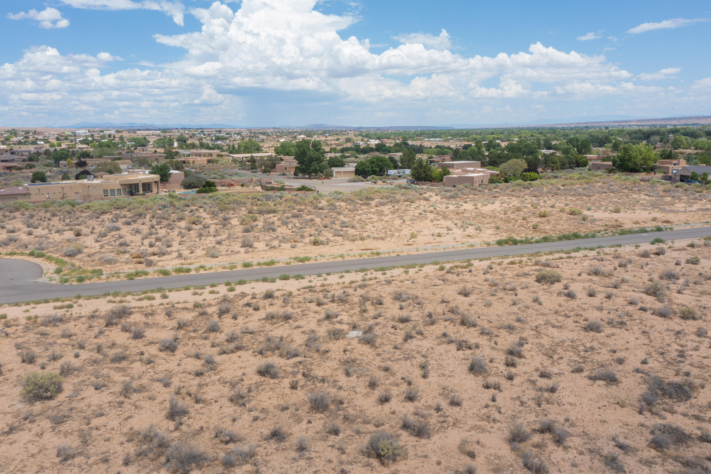 12b Desert Luna Road, Corrales, New Mexico image 13