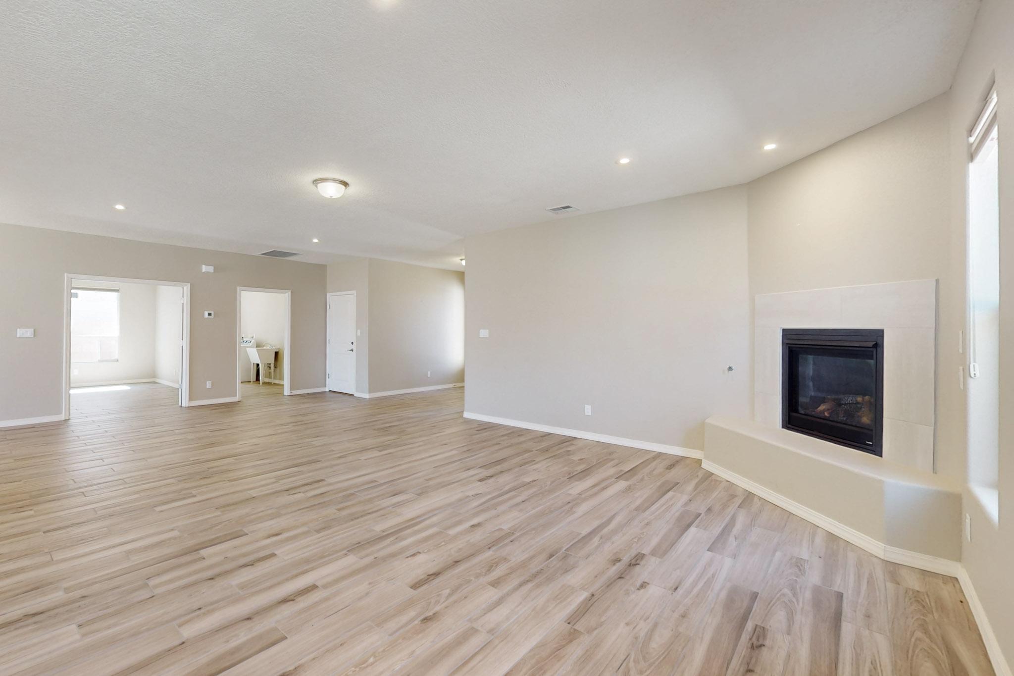 440 Rio Chama Circle, Los Lunas, New Mexico image 5