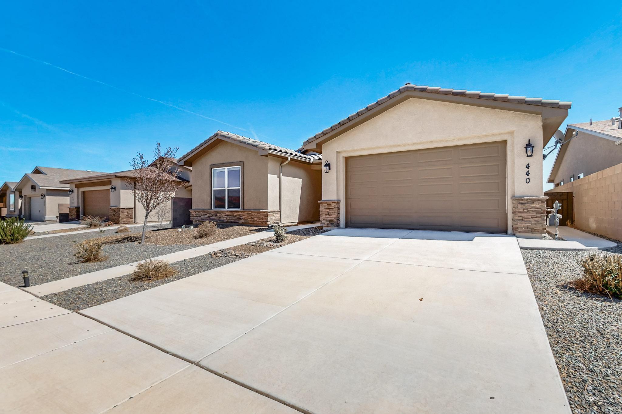 440 Rio Chama Circle, Los Lunas, New Mexico image 3