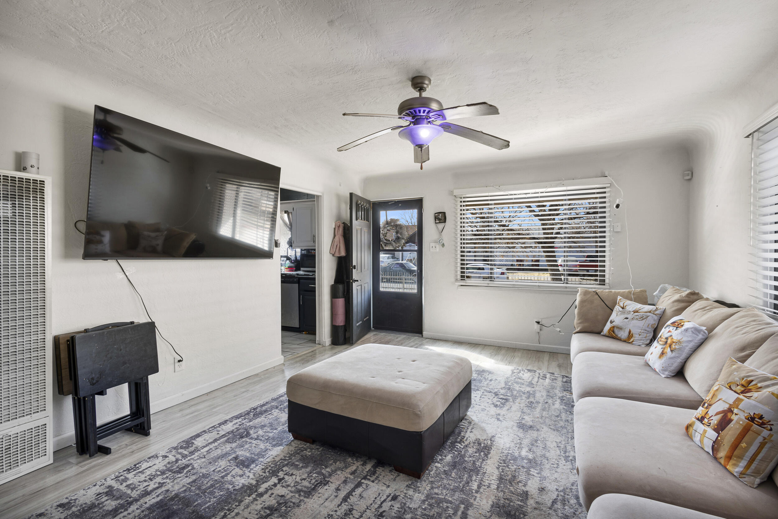 305 Rosedale Circle, Belen, New Mexico image 5