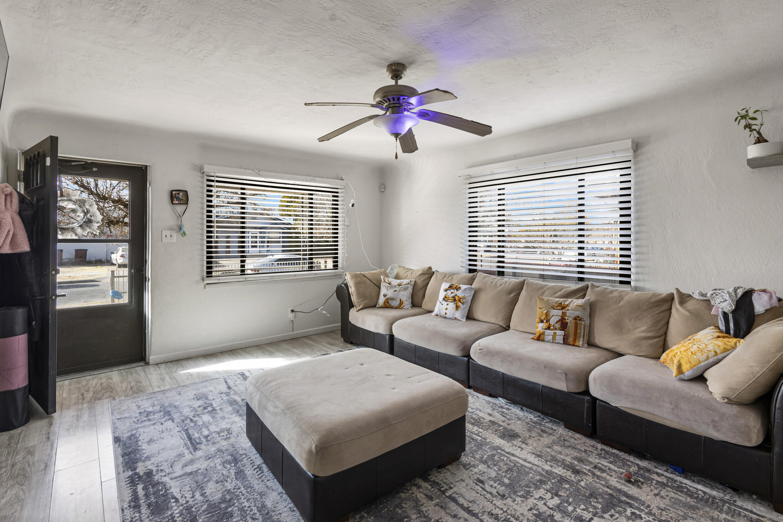 305 Rosedale Circle, Belen, New Mexico image 4