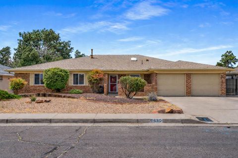 7635 Arroyo Del Oso Avenue NE Albuquerque NM 87109