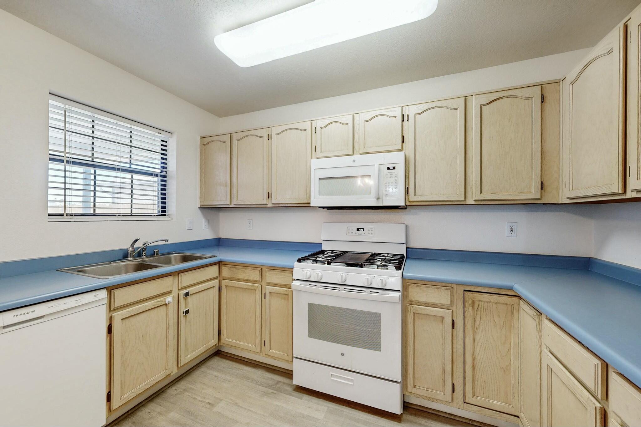 1128 Pandora Drive, Los Lunas, New Mexico image 16