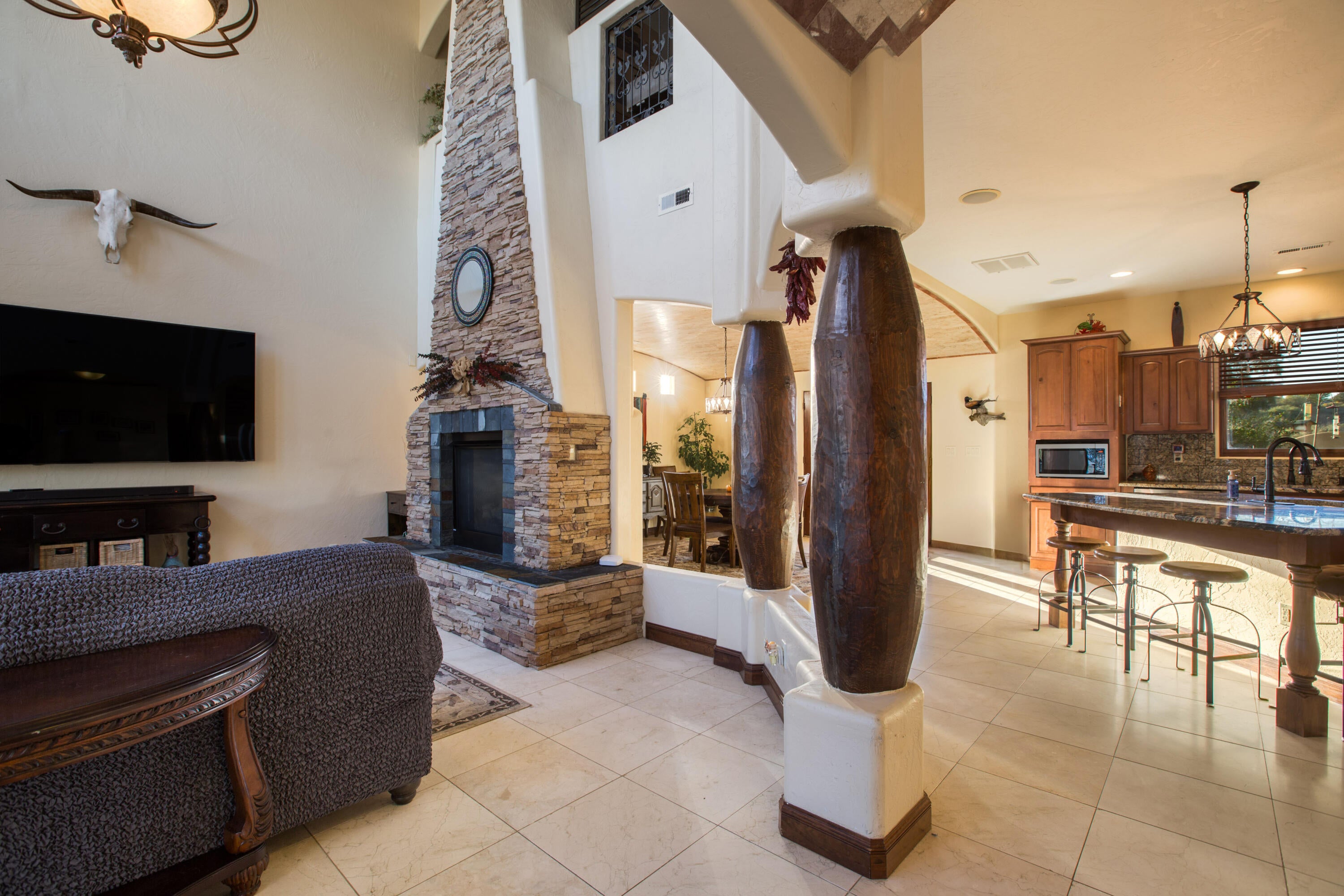 1261 Monterrey Road NE