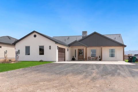 712 2nd Street NE Rio Rancho NM 87124