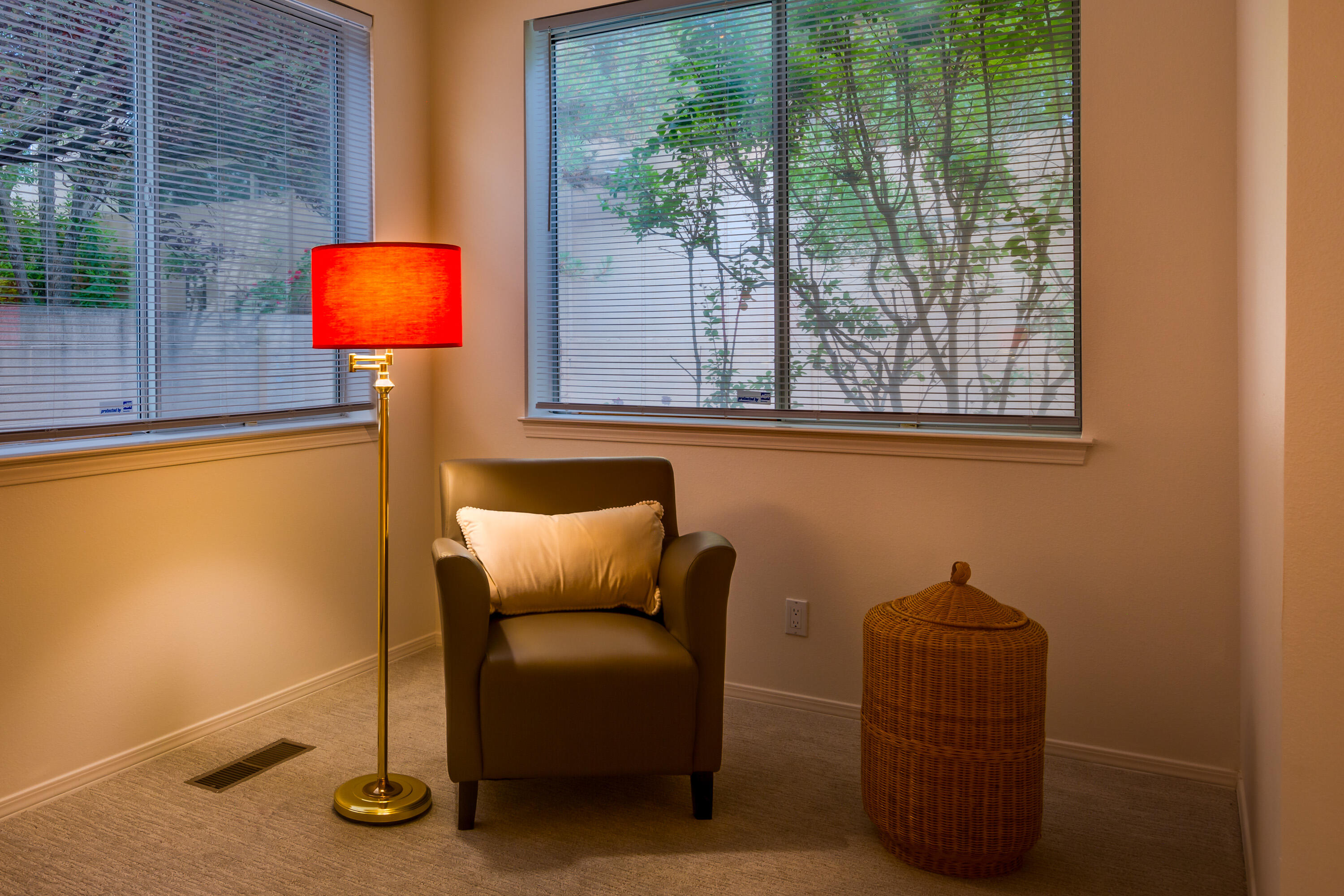 6320 Elk Horn Drive, Albuquerque, New Mexico image 4