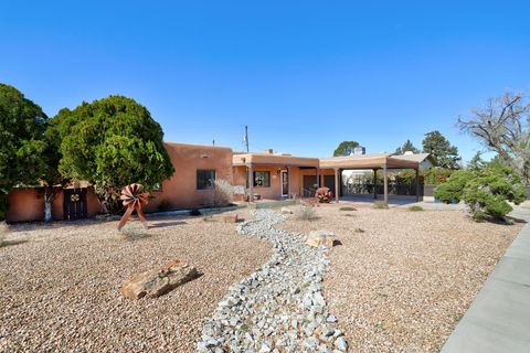 605 Ridgecrest Drive SE Albuquerque NM 87108