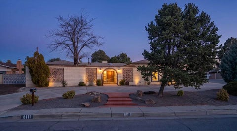 Photo of 8111 Pickard Avenue NE, Albuquerque, NM 87110 (MLS # 1112797)