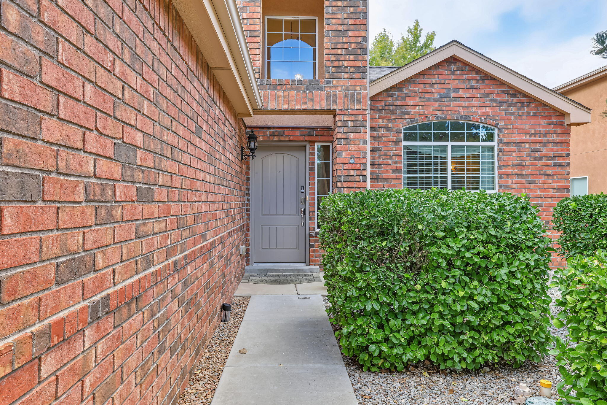 7843 Via Vista Mesa NW