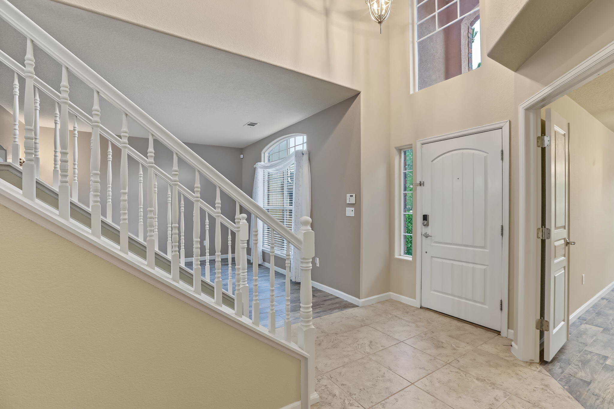 7843 Via Vista Mesa NW
