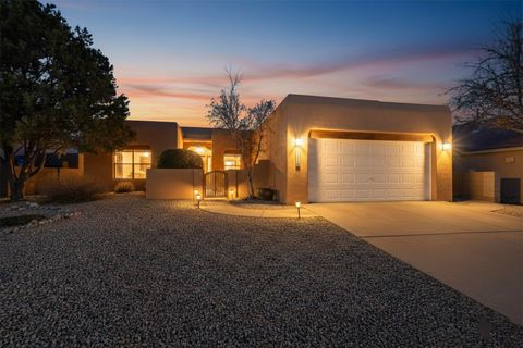 Photo of 4312 Woodrose Road NW, Albuquerque, NM 87114 (MLS # 1097609)