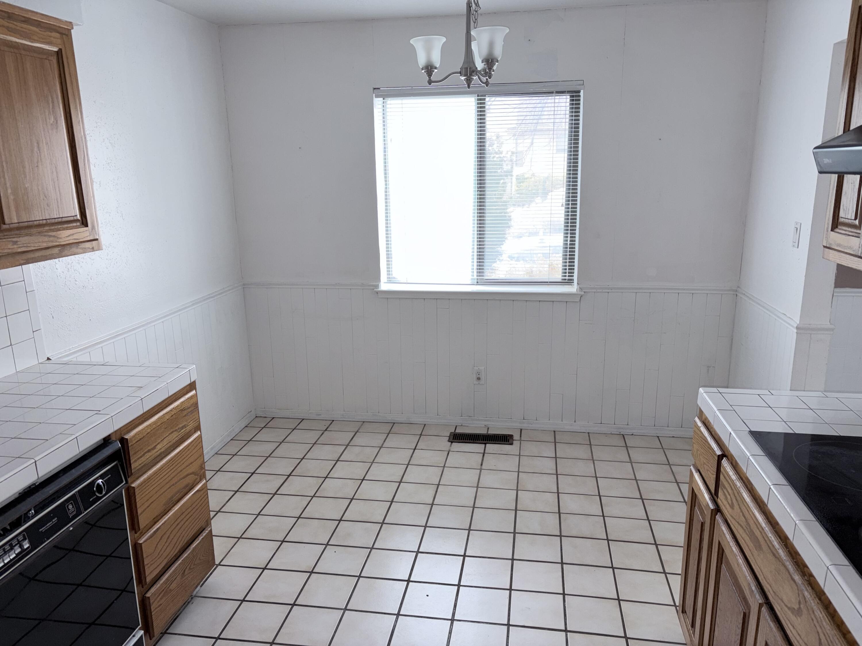 14319 Marquette Drive NE