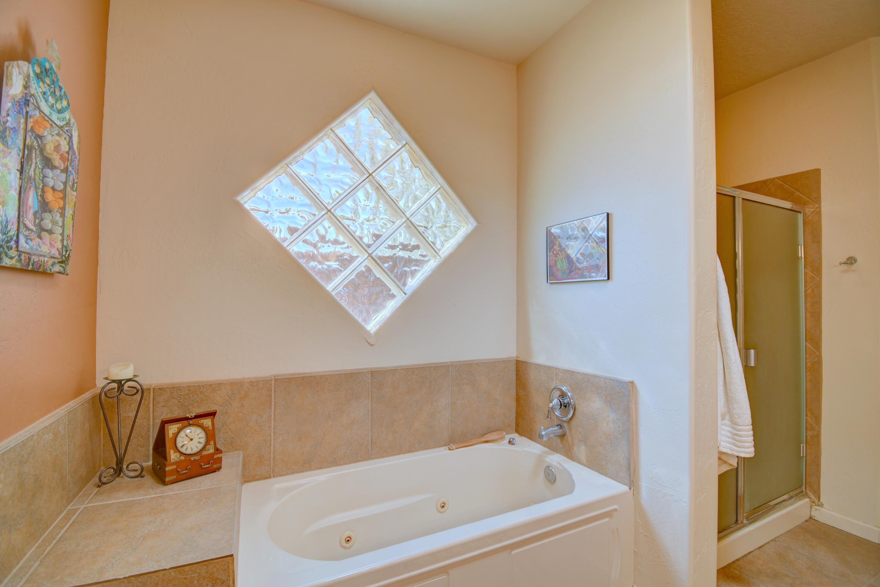 505 Valverde Drive, Albuquerque, New Mexico image 14