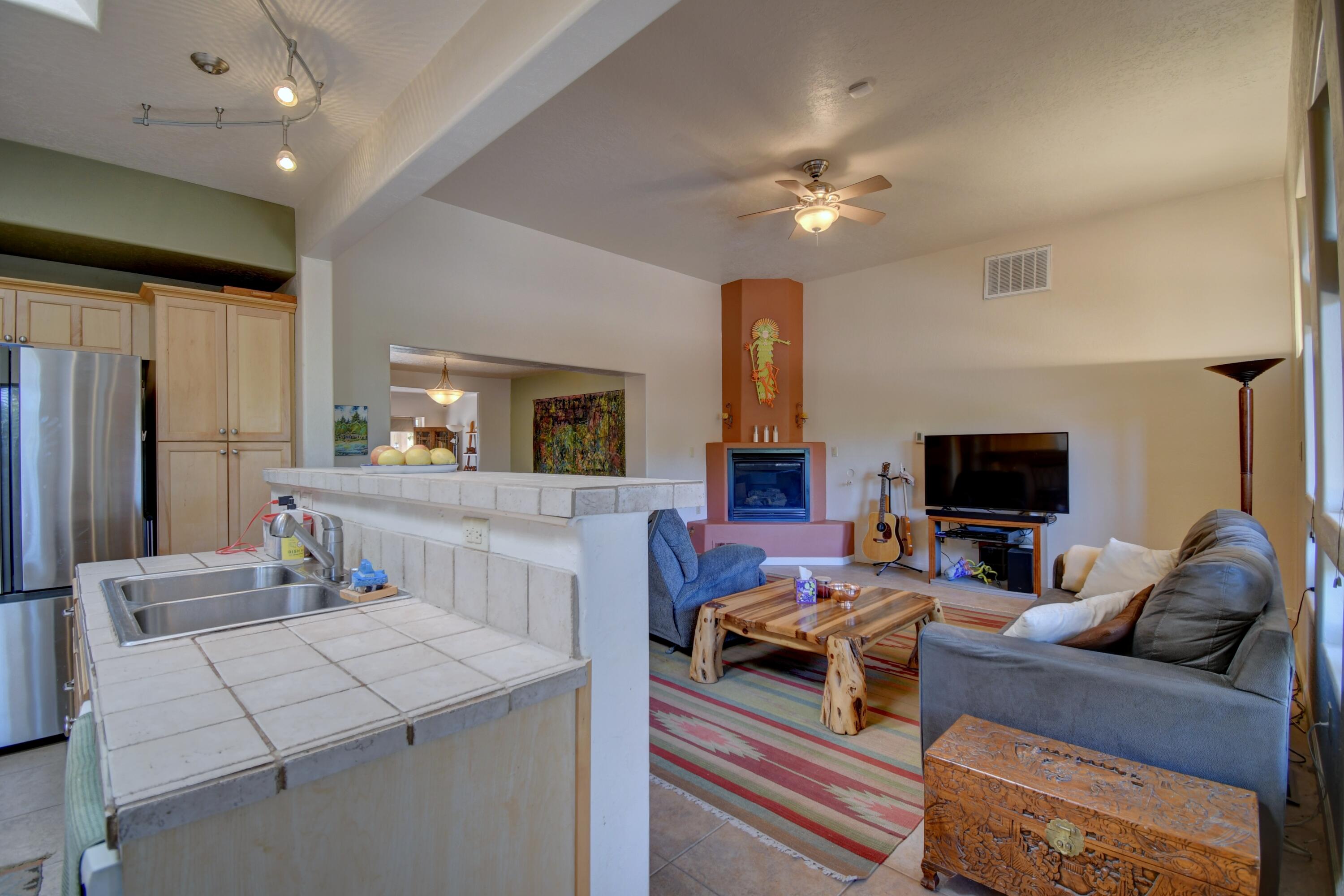 505 Valverde Drive, Albuquerque, New Mexico image 9