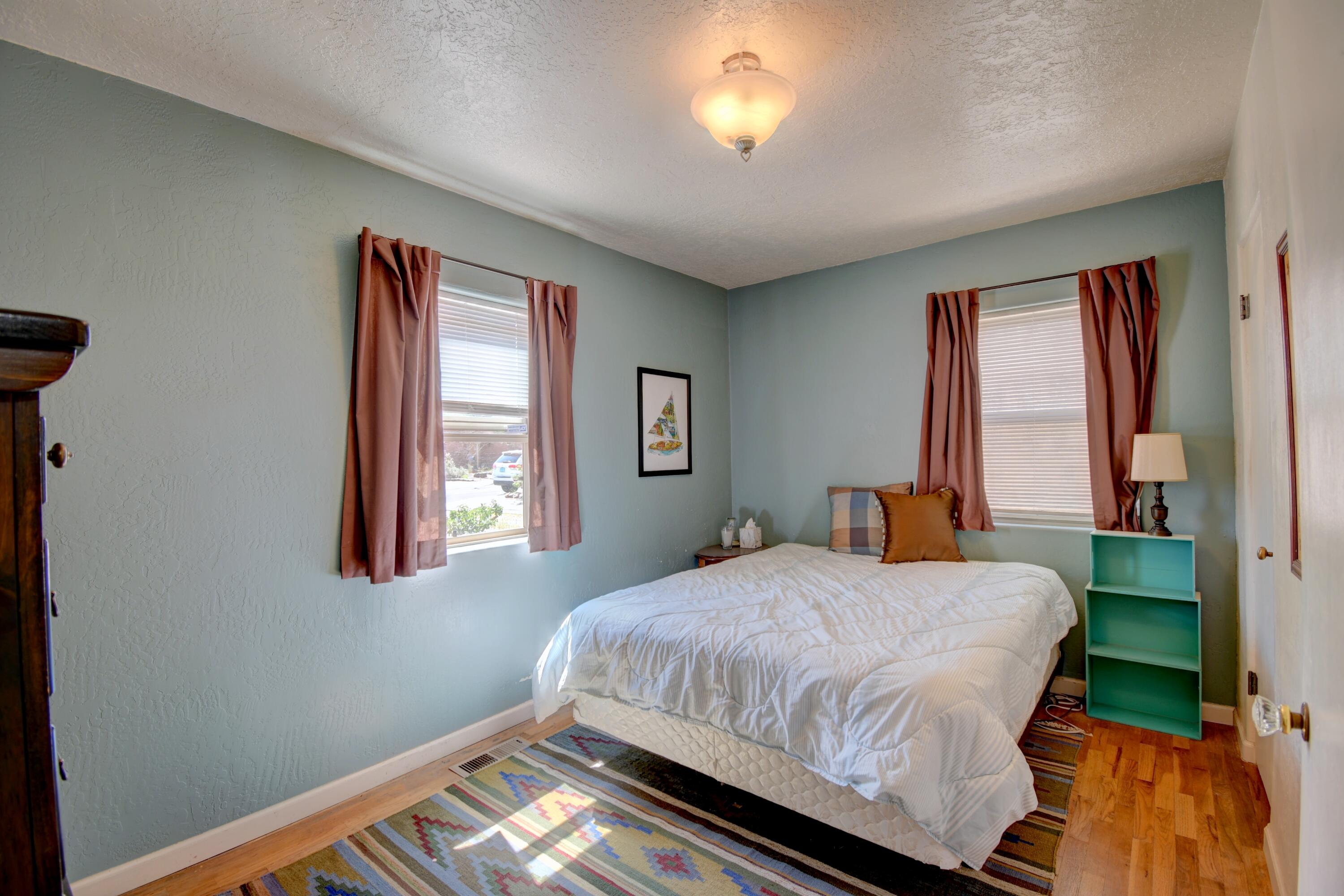 505 Valverde Drive, Albuquerque, New Mexico image 17