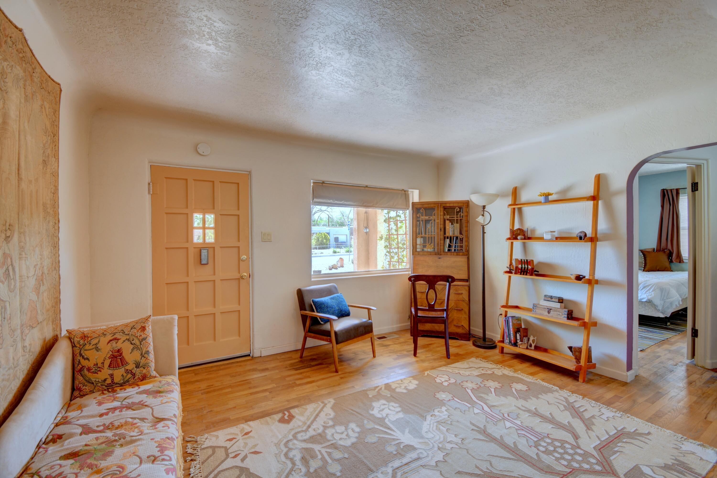 505 Valverde Drive, Albuquerque, New Mexico image 3