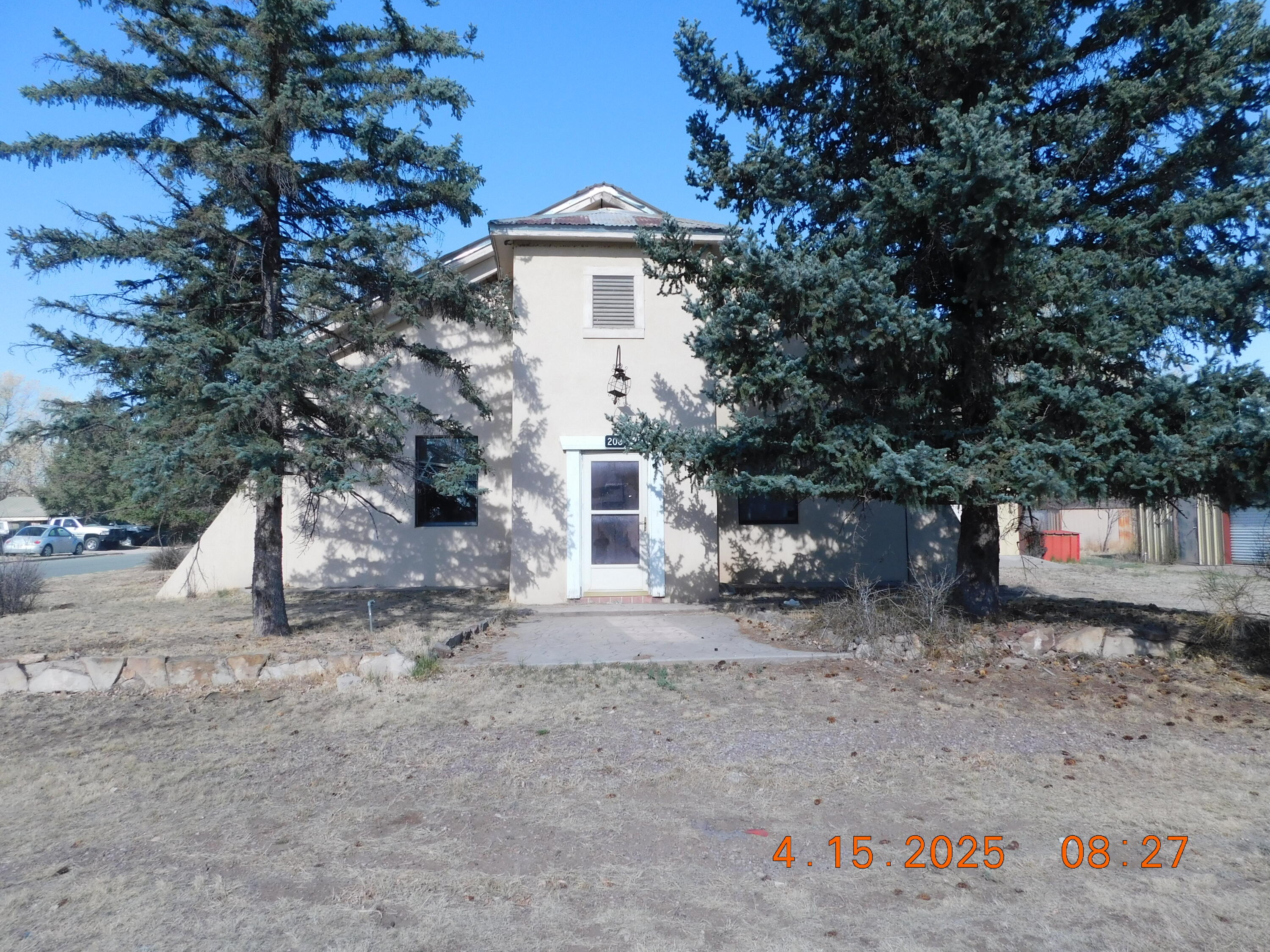 208 S White Oaks Avenue, Capitan, New Mexico image 1