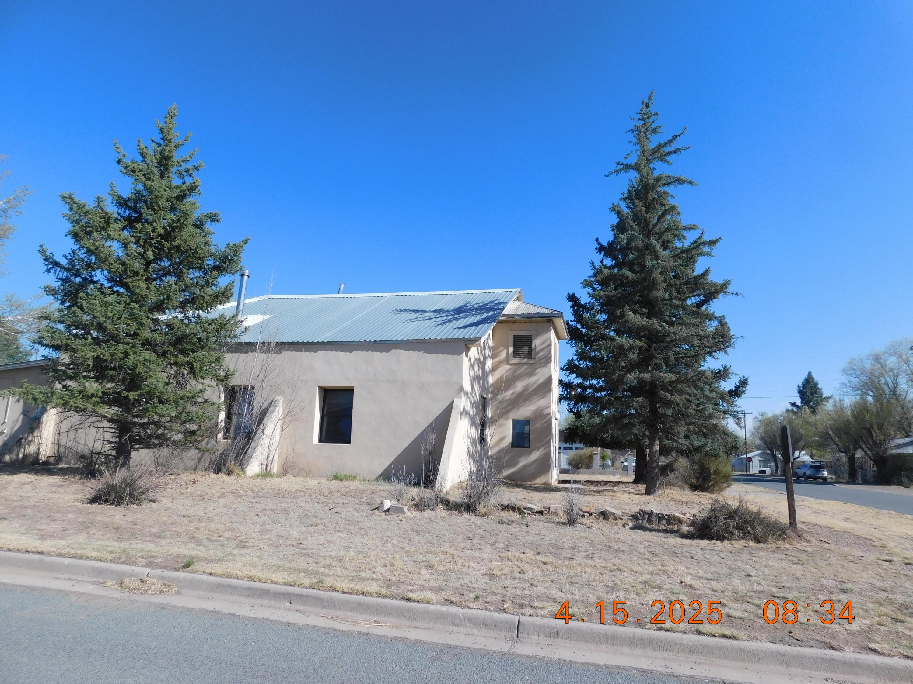 208 S White Oaks Avenue, Capitan, New Mexico image 13