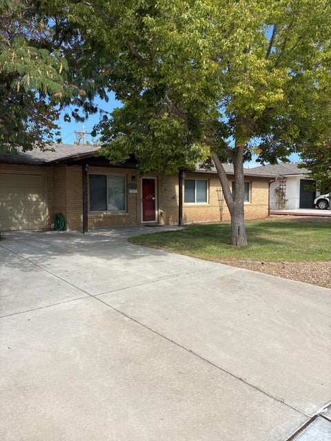 Homes For Rent - 2209 Utah Street<br/> Albuquerque, NM 87110