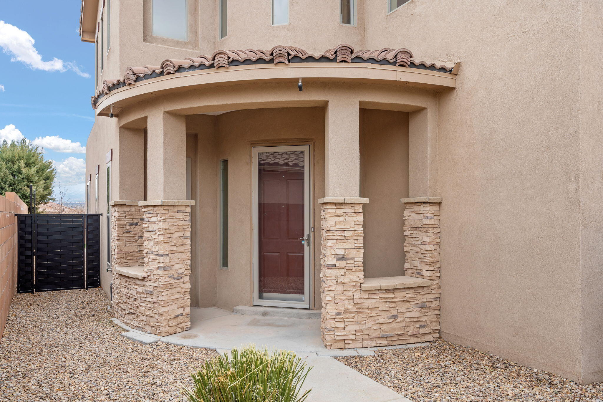 1020 Cristanos Drive, Bernalillo, New Mexico image 3