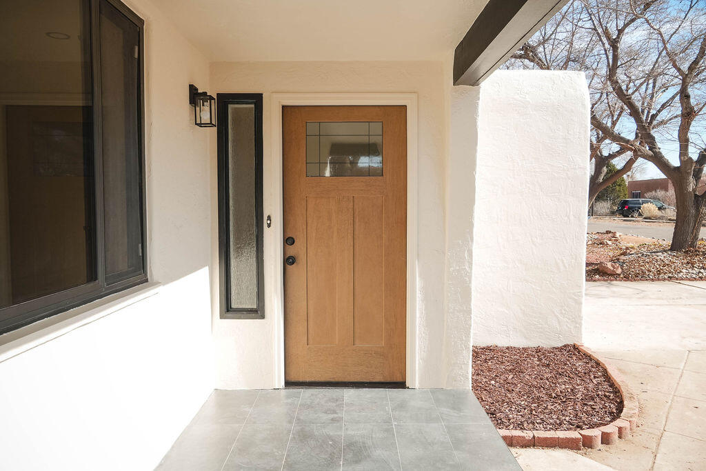 3017 Frontier Avenue NE