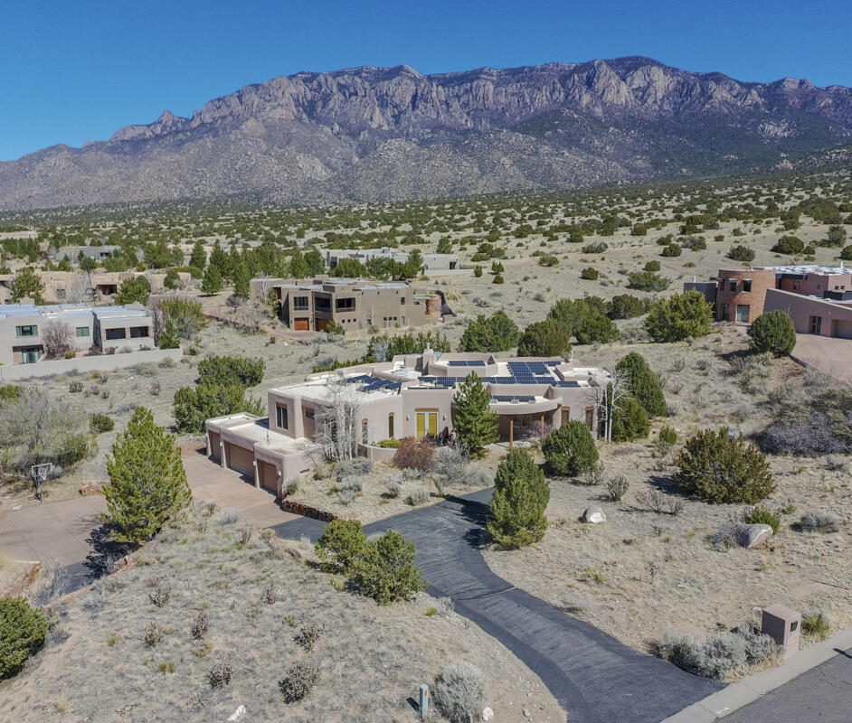 13723 Apache Plume Place NE