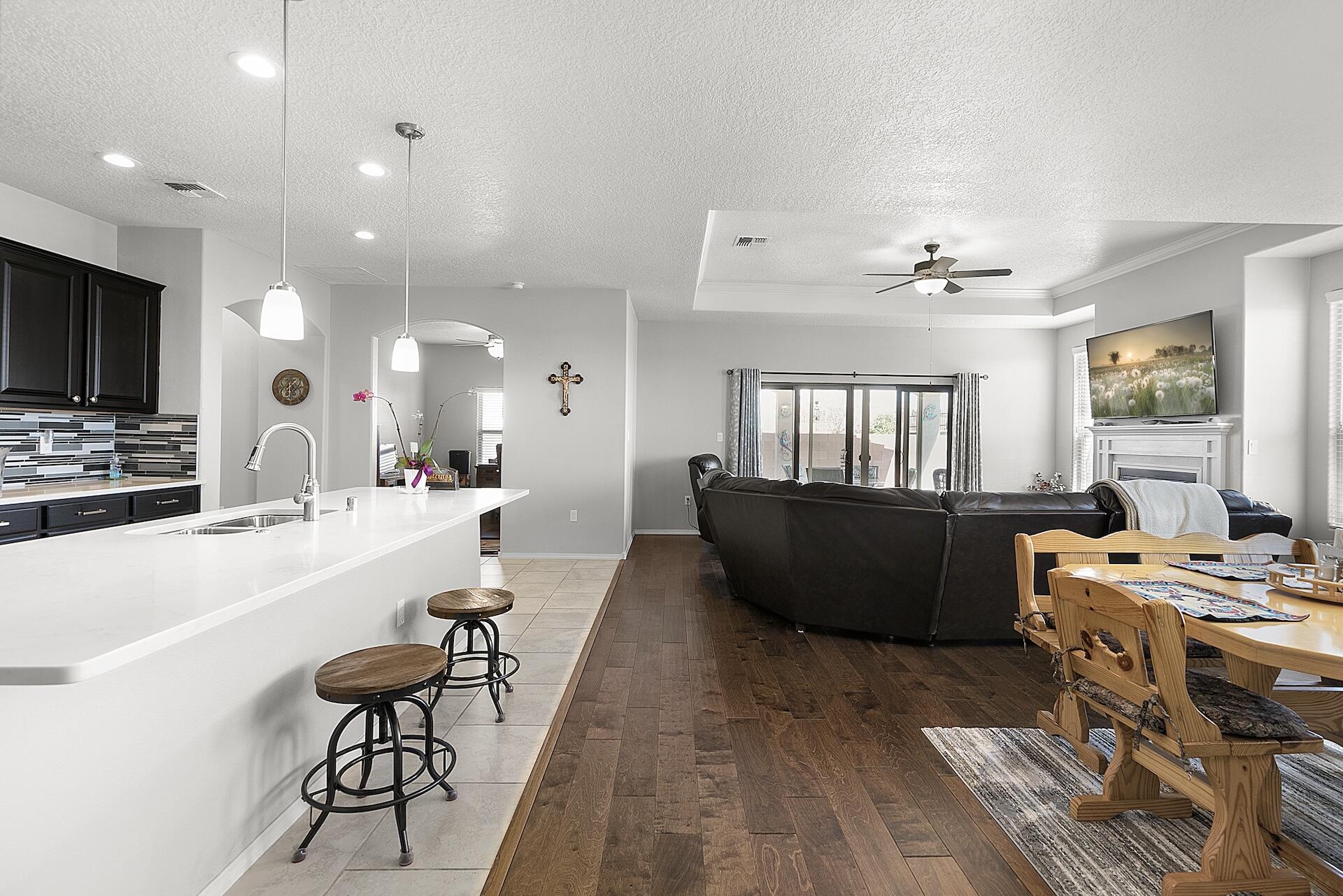 1770 Camino Corona, Los Lunas, New Mexico image 6