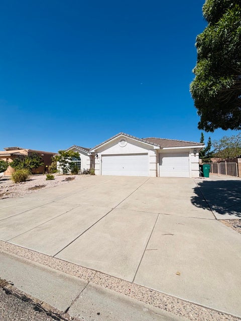 Photo of 2417 Manzano Loop NE, Rio Rancho, NM 87144 (MLS # 1108577)