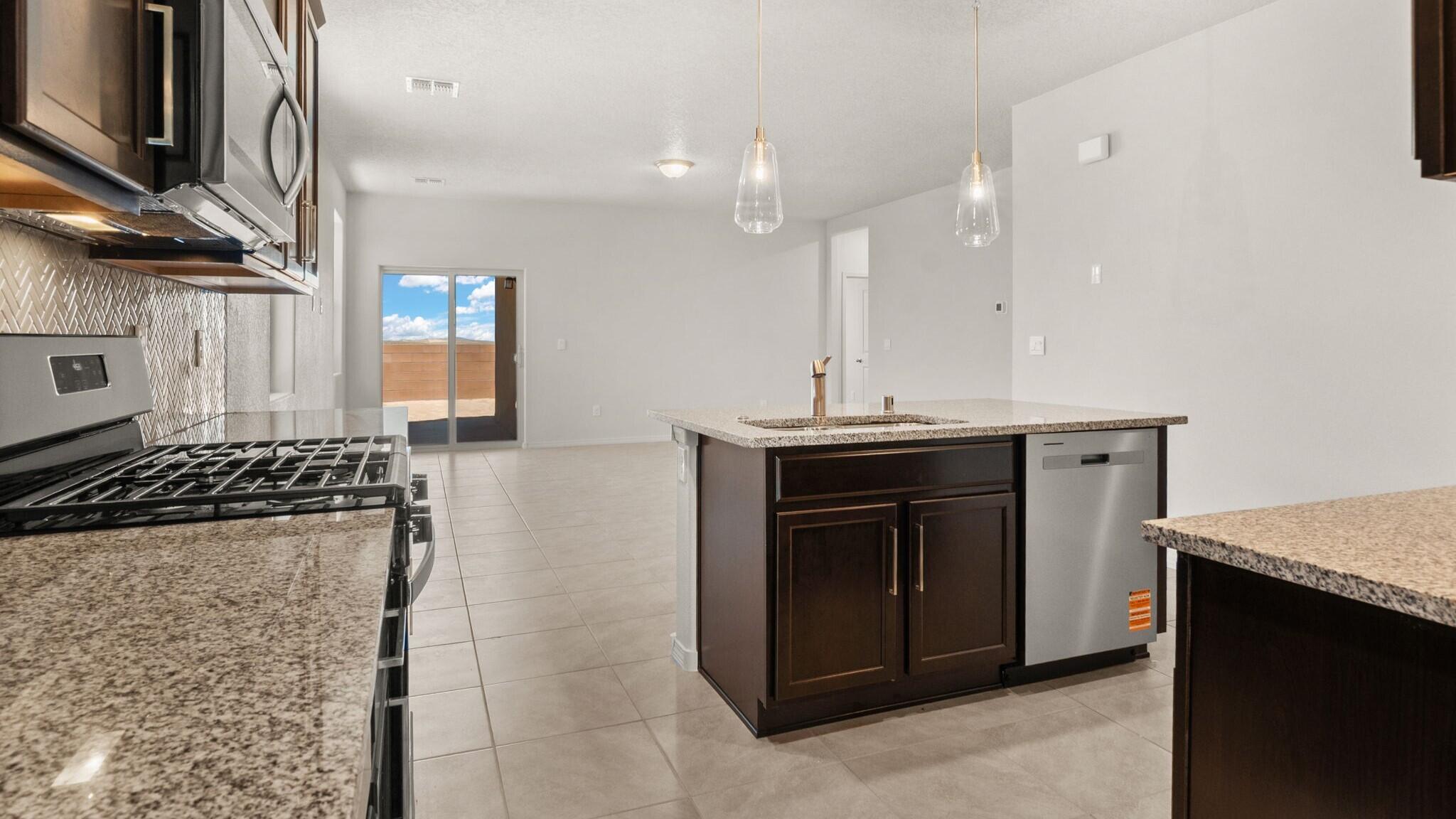 1624 Mountain Man Court NE