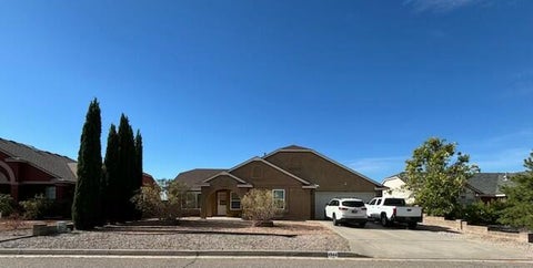 Photo of 4544 Rockaway Loop NE, Rio Rancho, NM 87124 (MLS # 1109916)