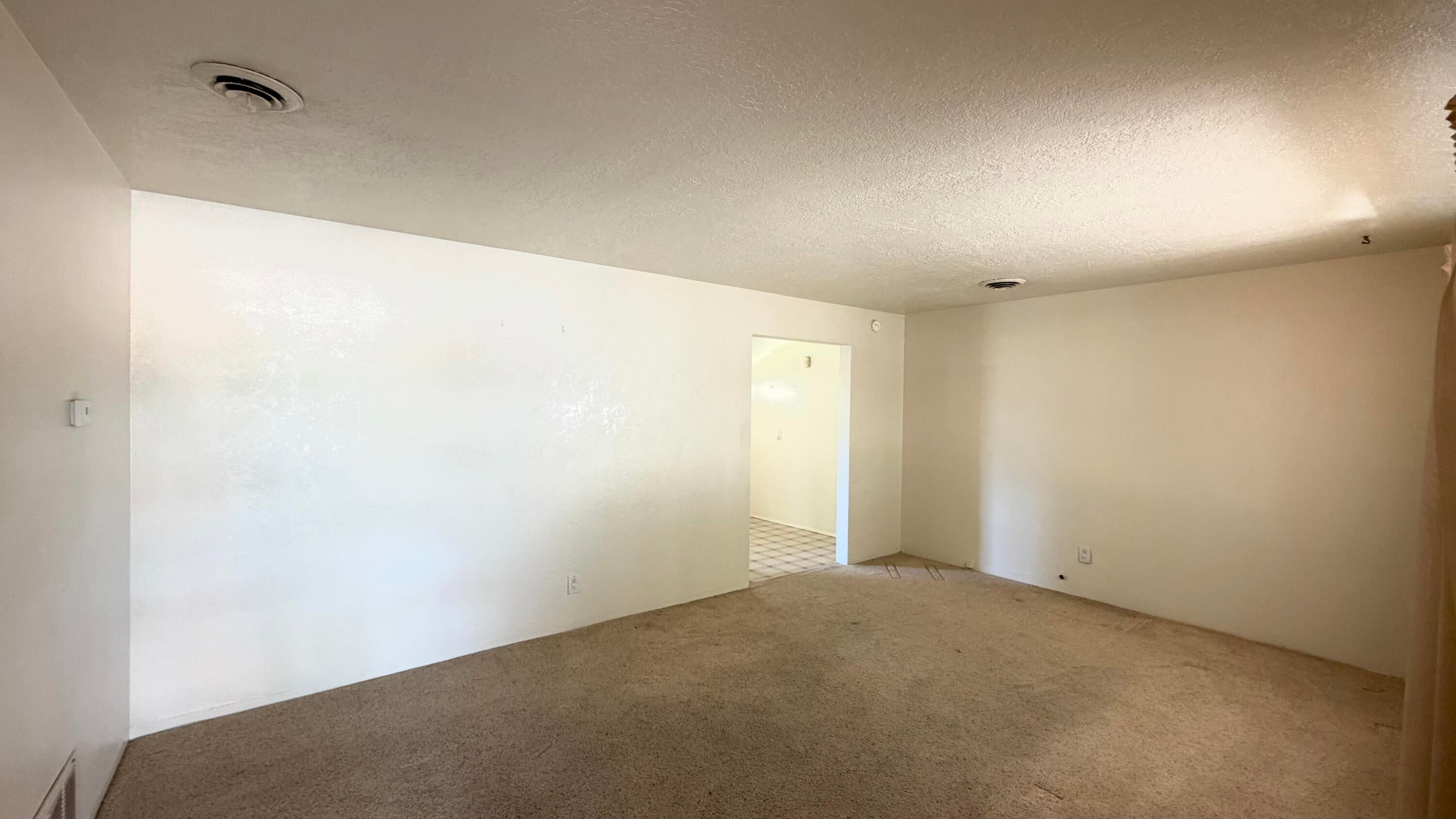 309 Estancia Drive NW