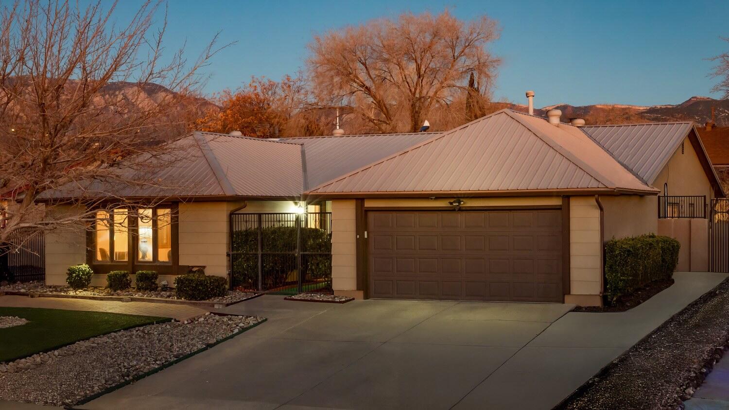 3828 Piermont Drive, Albuquerque, New Mexico image 1