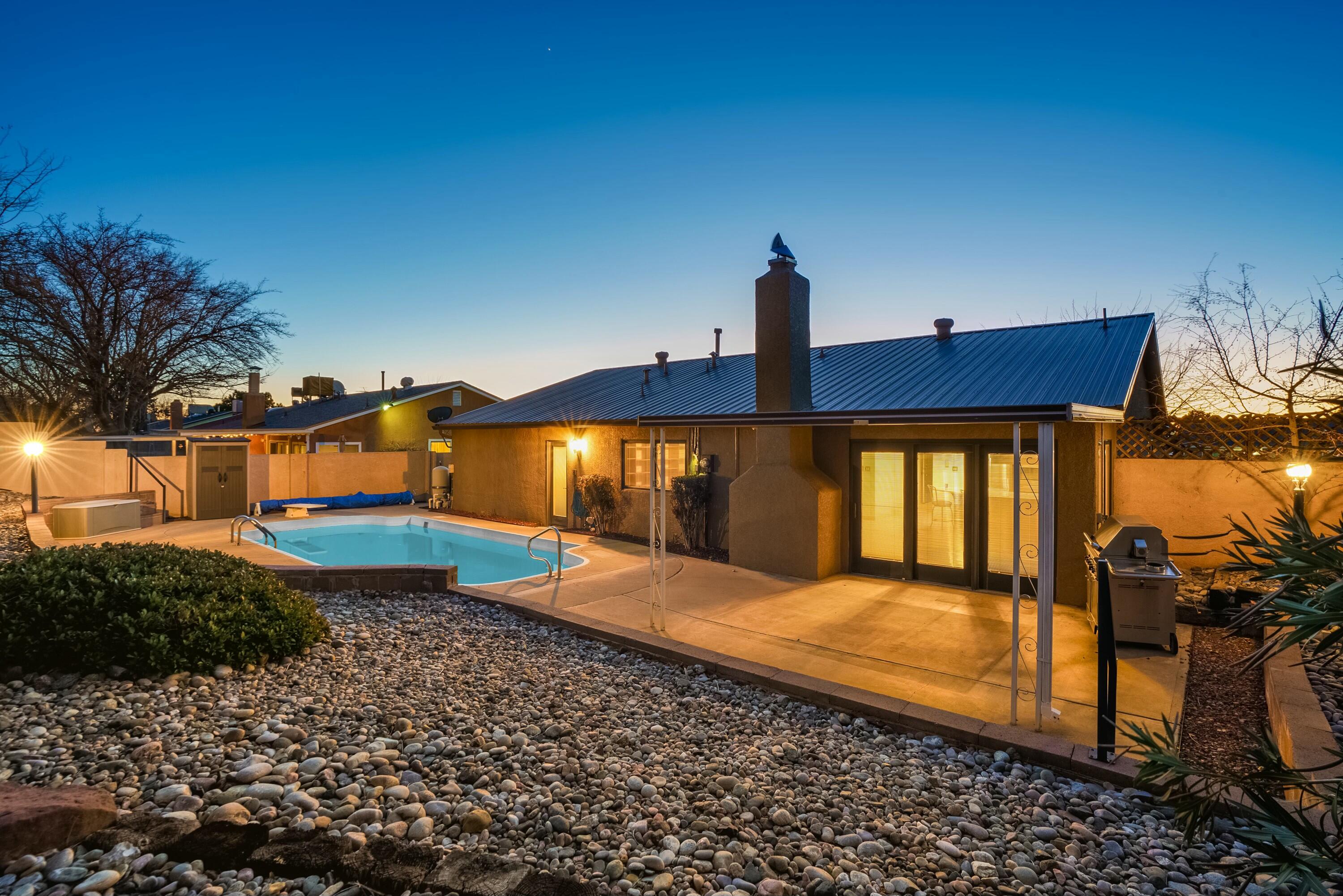3828 Piermont Drive, Albuquerque, New Mexico image 3