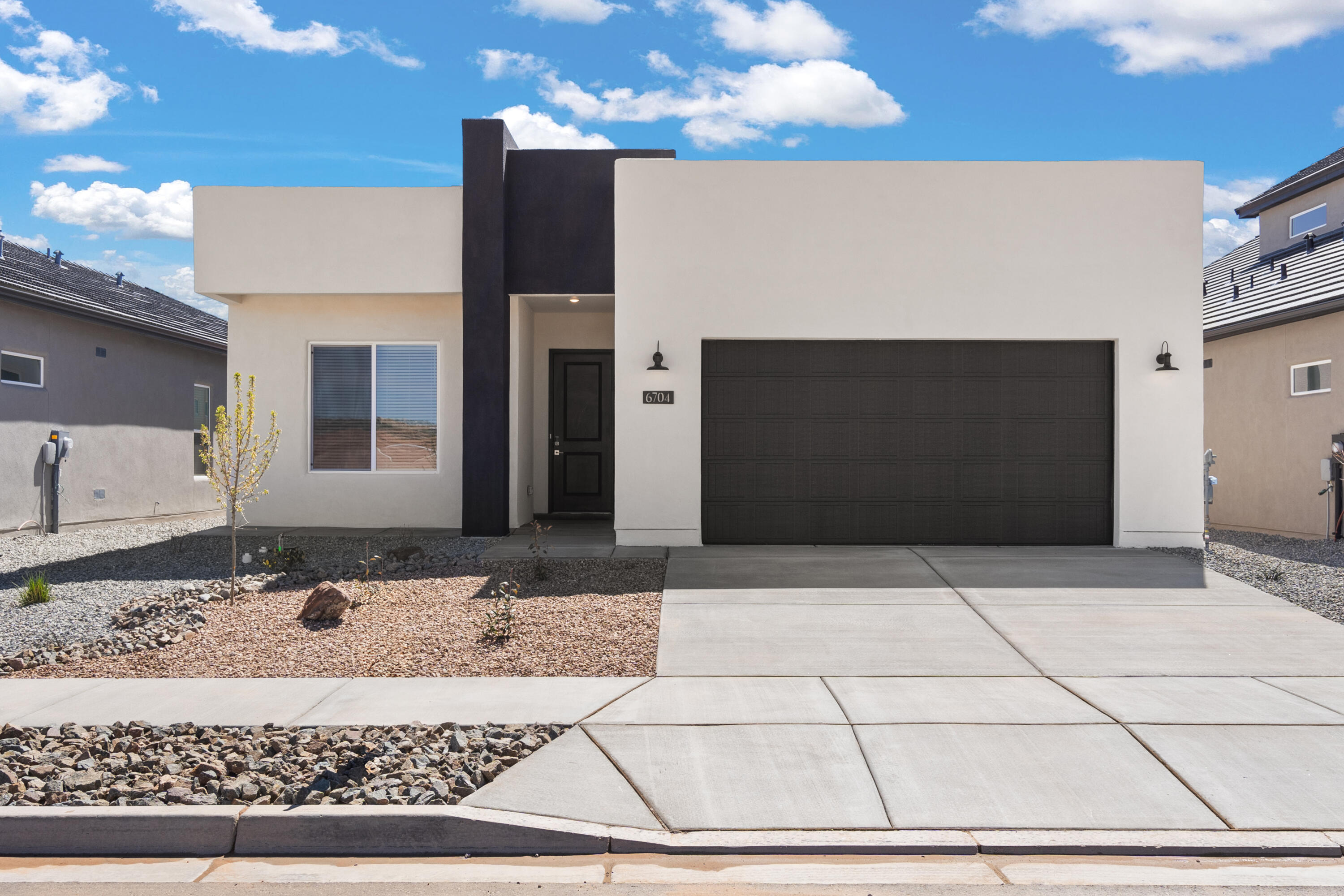 6704 Zachary Road NE