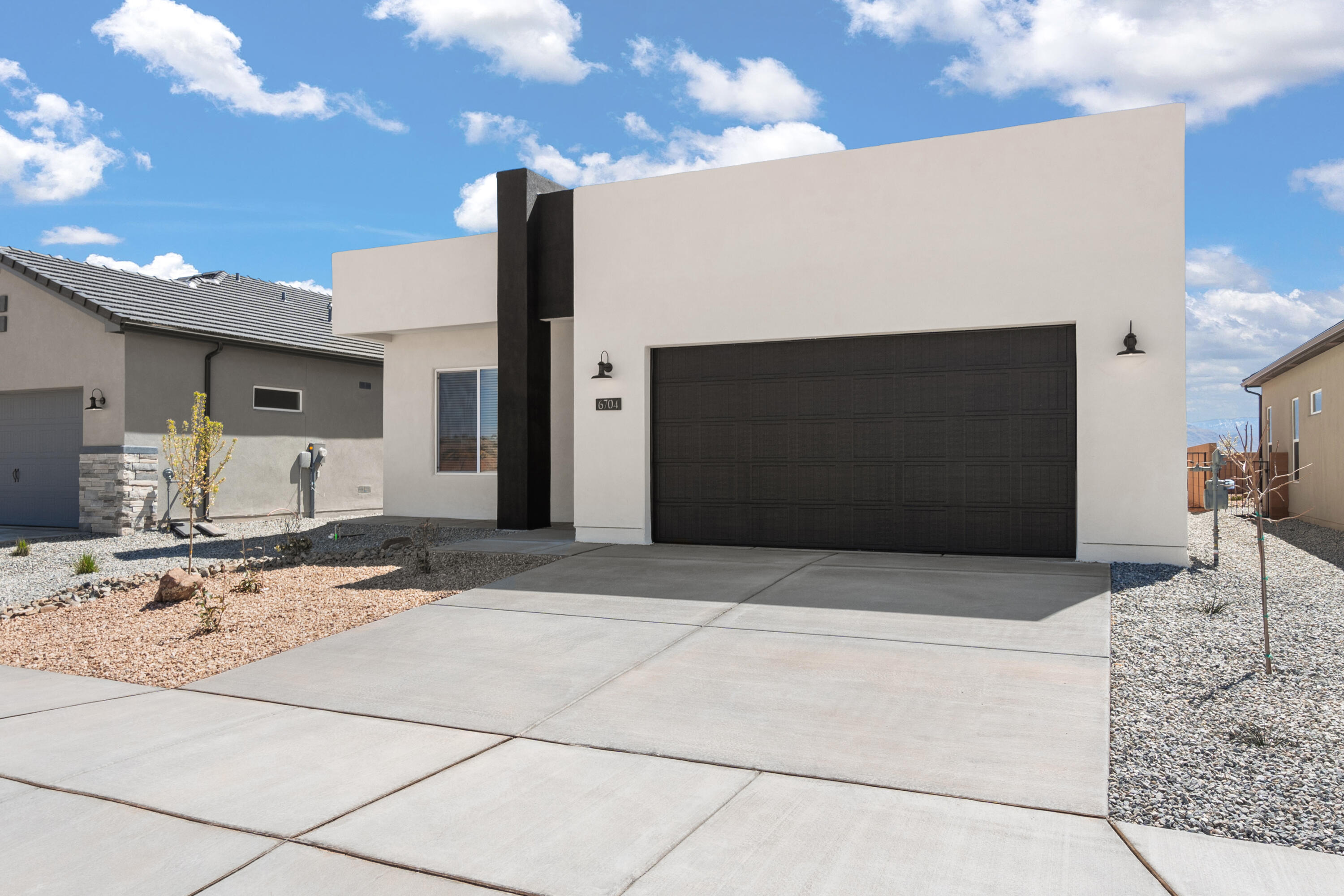 6704 Zachary Road NE