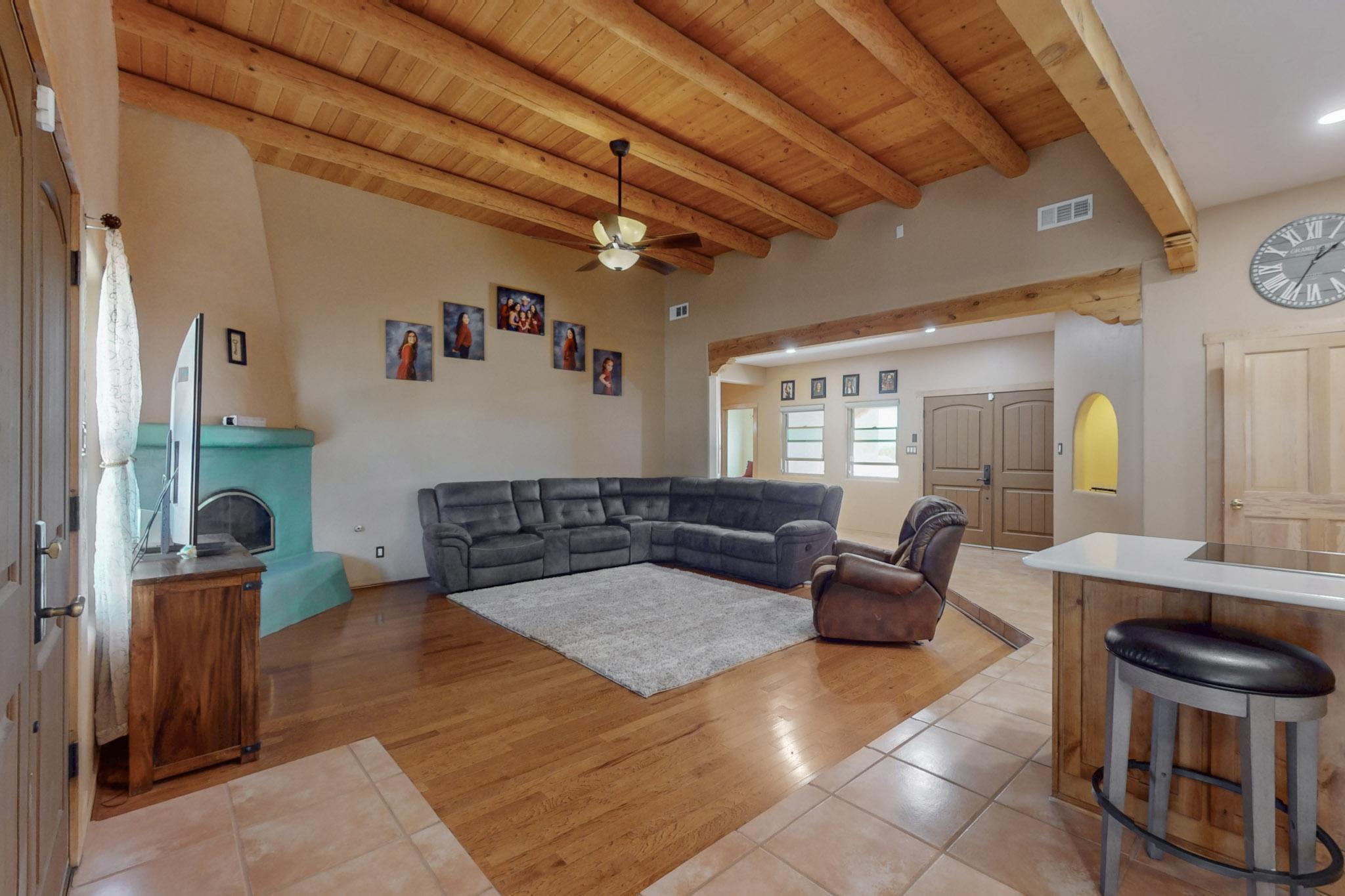 1141 Mesa Ridge Drive, Los Lunas, New Mexico image 8