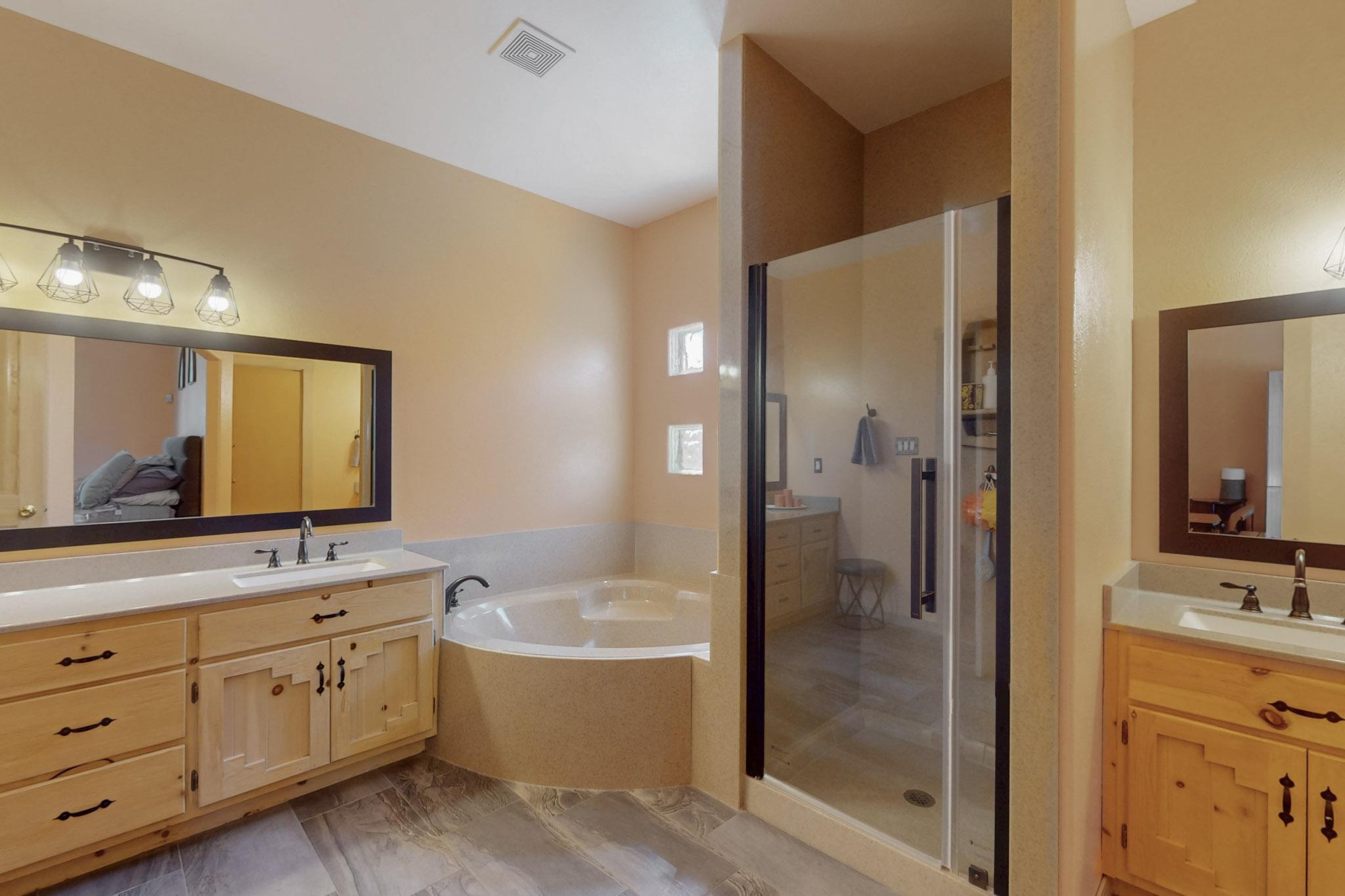1141 Mesa Ridge Drive, Los Lunas, New Mexico image 23