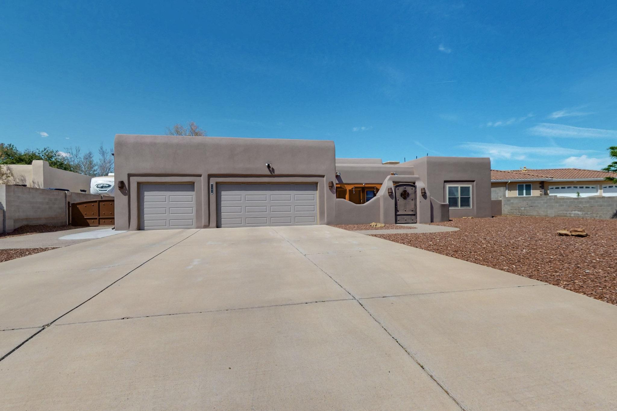 1141 Mesa Ridge Drive, Los Lunas, New Mexico image 2