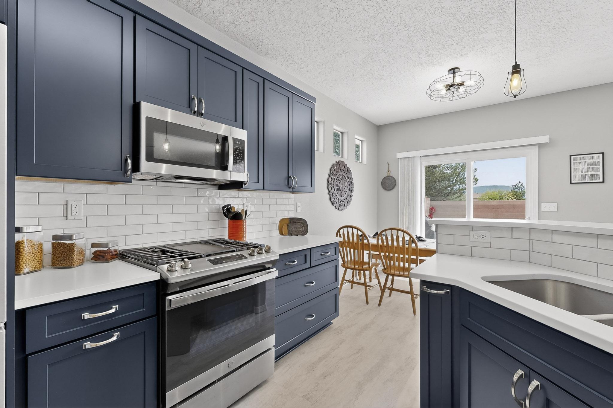 10528 Rosefinch Drive NW