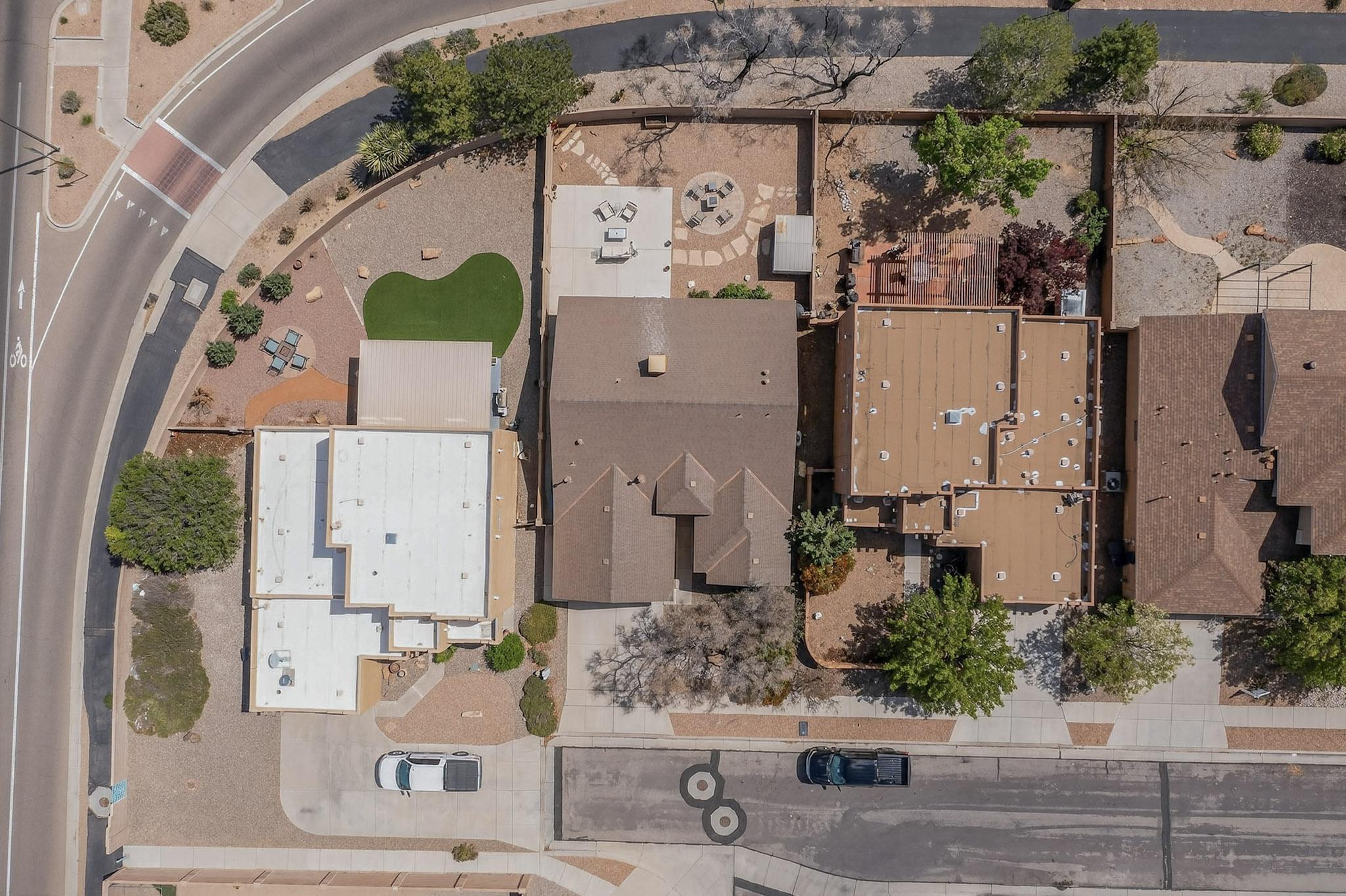 10528 Rosefinch Drive NW