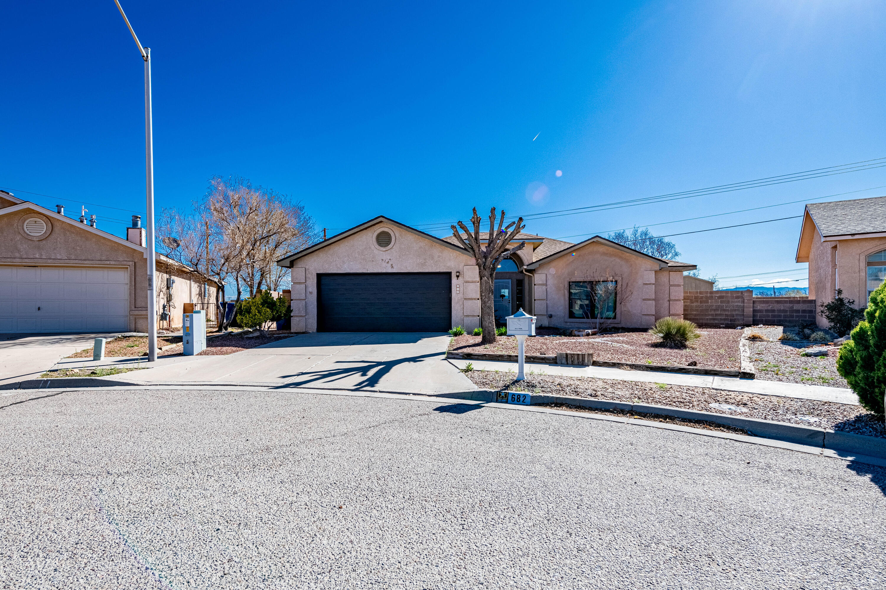 View Los Lunas, NM 87031 house