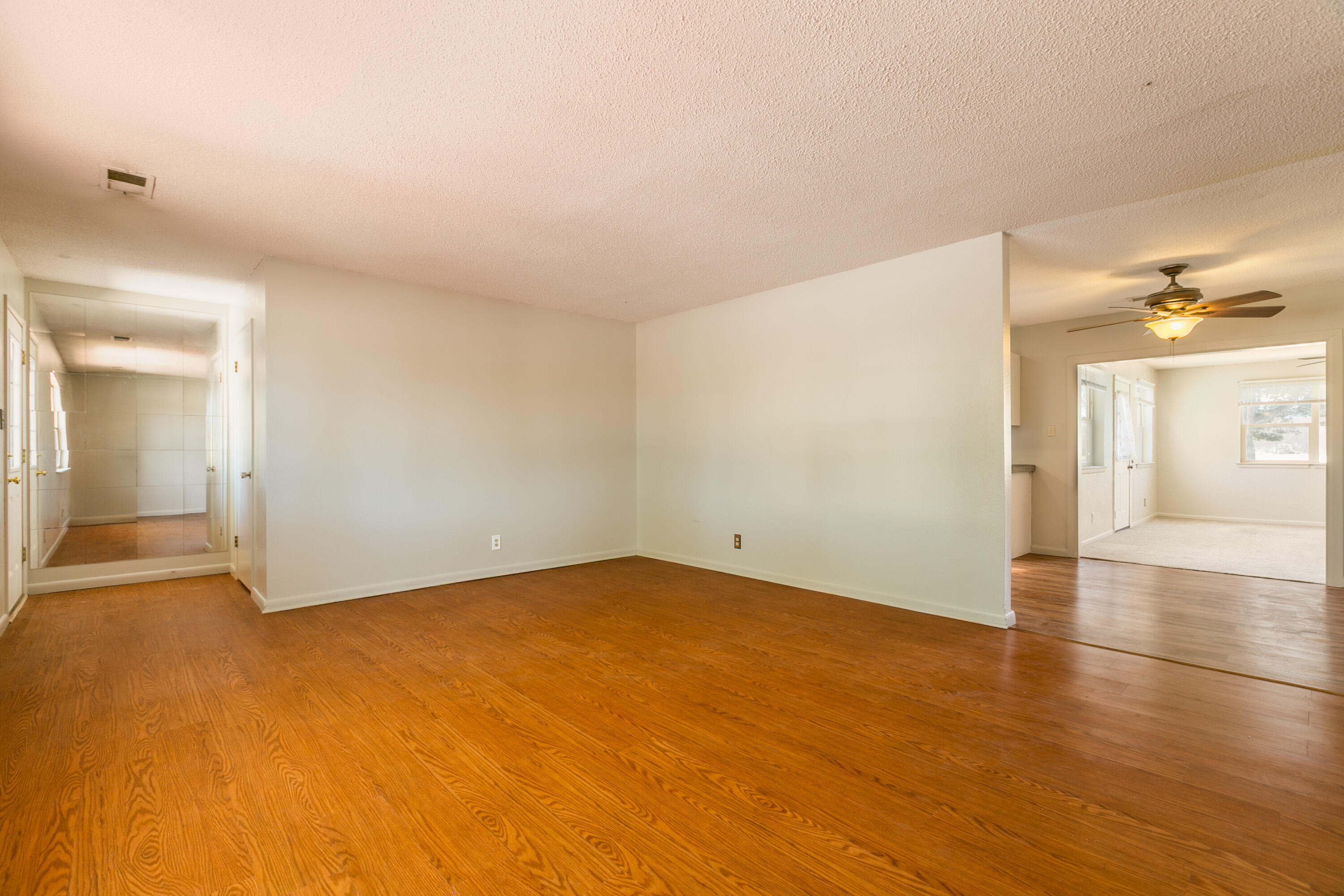 2209 Yucca Street, Rio Rancho, New Mexico image 3